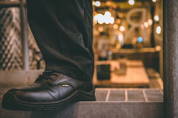 best shoes for factory workers
